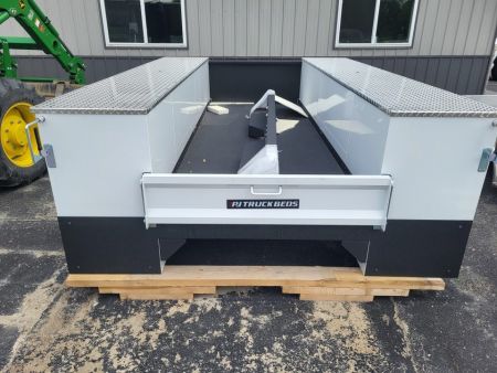 New 2026 CM Truck Beds CMG 134/94VVSSMLG2M