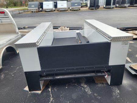 New 2026 CM Truck Beds 98/78VVWWMLG2M