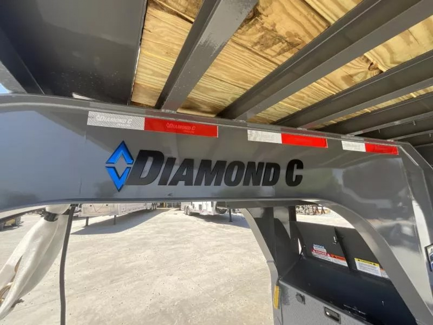New 2025 Diamond C Trailers WDT212L20X96 P4 8FT X 20FT 25.9K GVW Gooseneck Dump Trailer