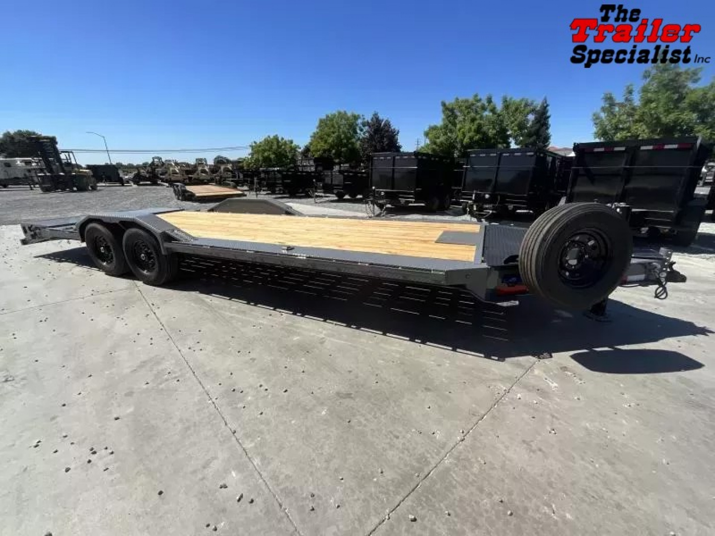 New 2026 Diamond C Trailers LPX207L24X82 7FT X 24FT Equipment Trailer
