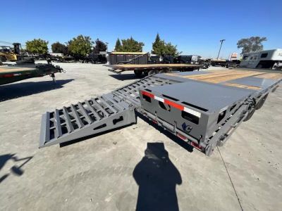 New 2026 Diamond C Trailers PX212L28X102MR 8.5FT X 28FT 25.9K GVW Equipment Trailer