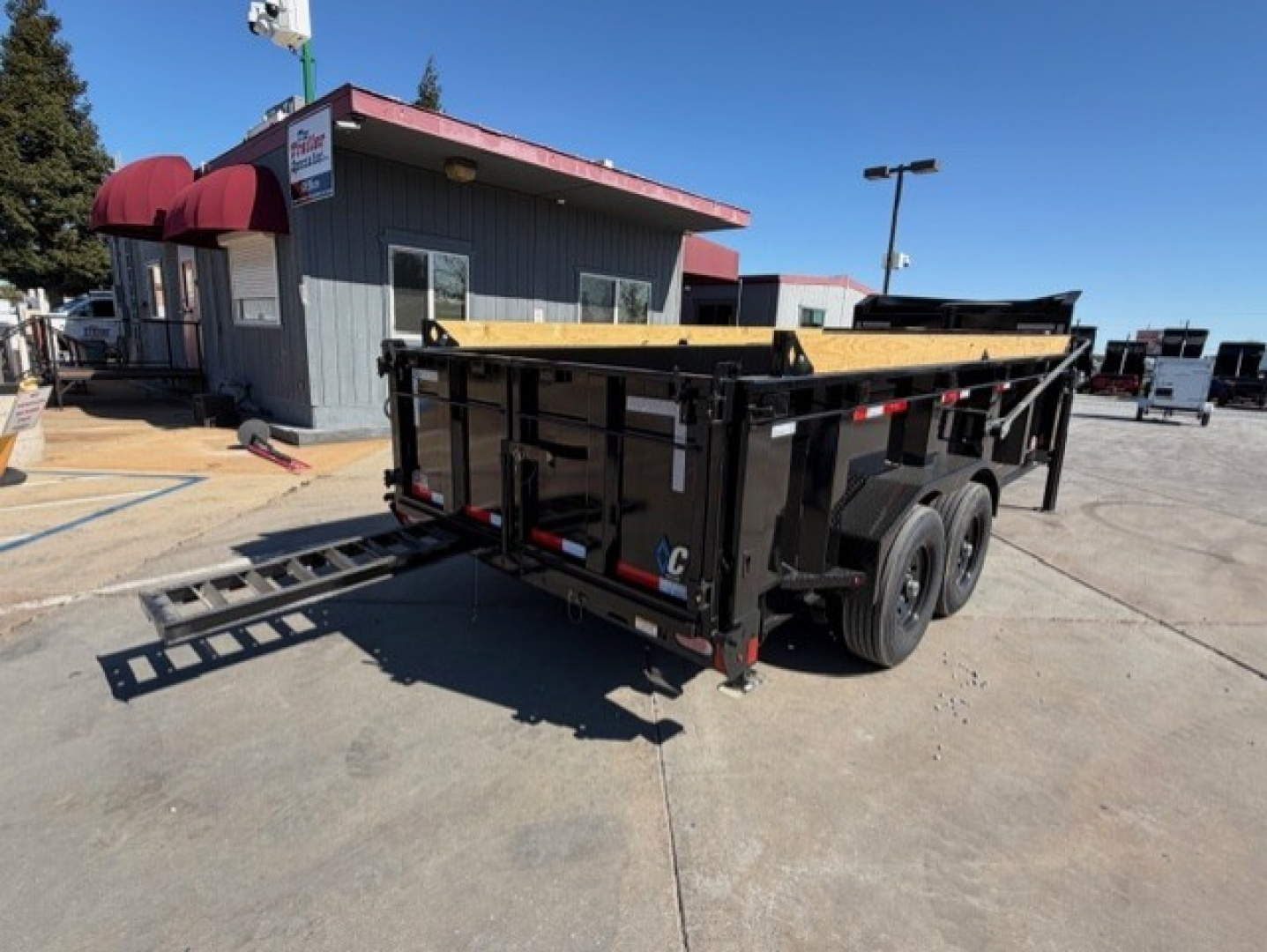 New 2026 Diamond C Trailers LPT20716X82GN P3 7FT X 16FT 15.5K GVW Gooseneck Dump Trailer