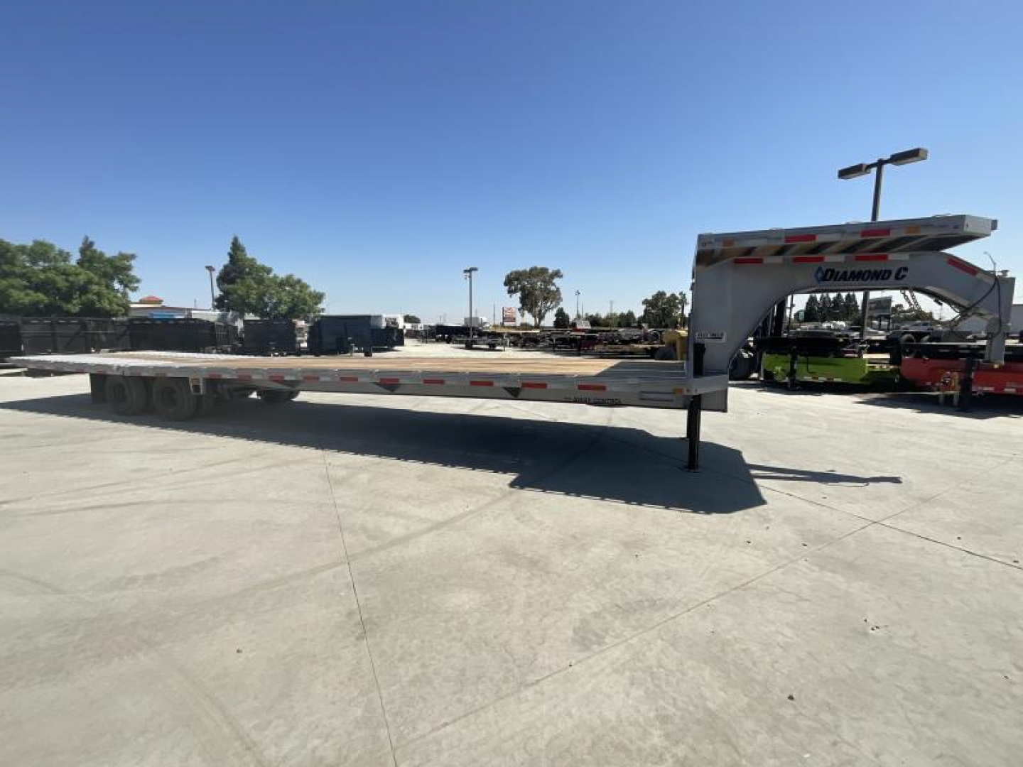 New 2024 Diamond C Trailers FMAX212L40X102HDT 8.5FT X 40FT 25.9K GVW Equipment Trailer
