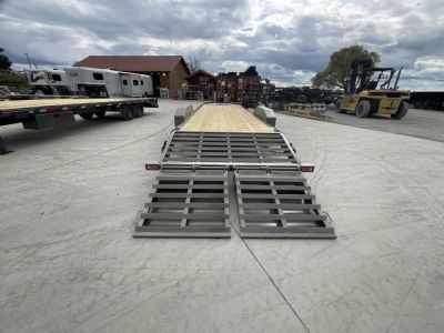 New 2025 Diamond C Trailers LPX207L26X82PS 7FT X 26FT 14.9K GVW Equipment Trailer