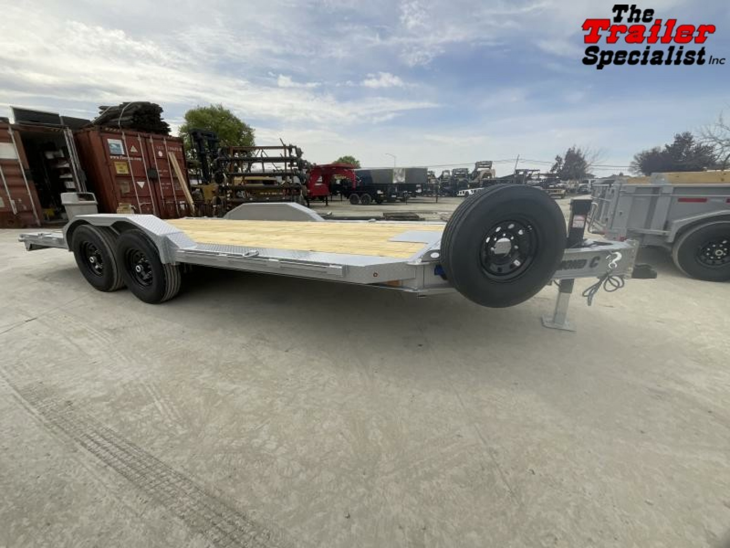 New 2025 Diamond C Trailers LPX207L18X82 7FT X 18FT 14.9K GVW Equipment Trailer