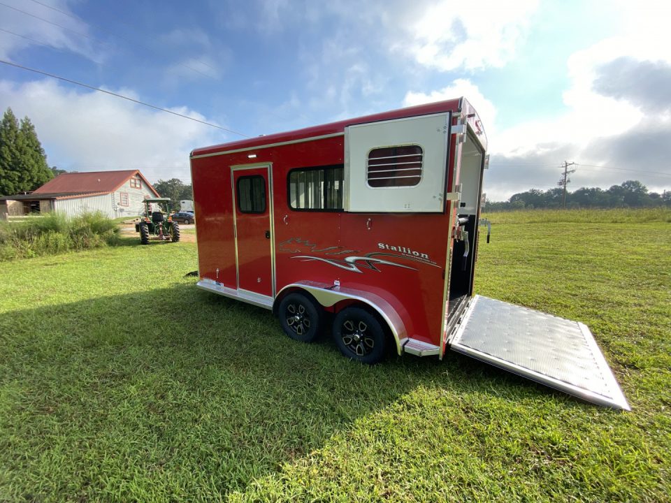 New 2027 Homesteader Trailer 214FB Horse Trailer