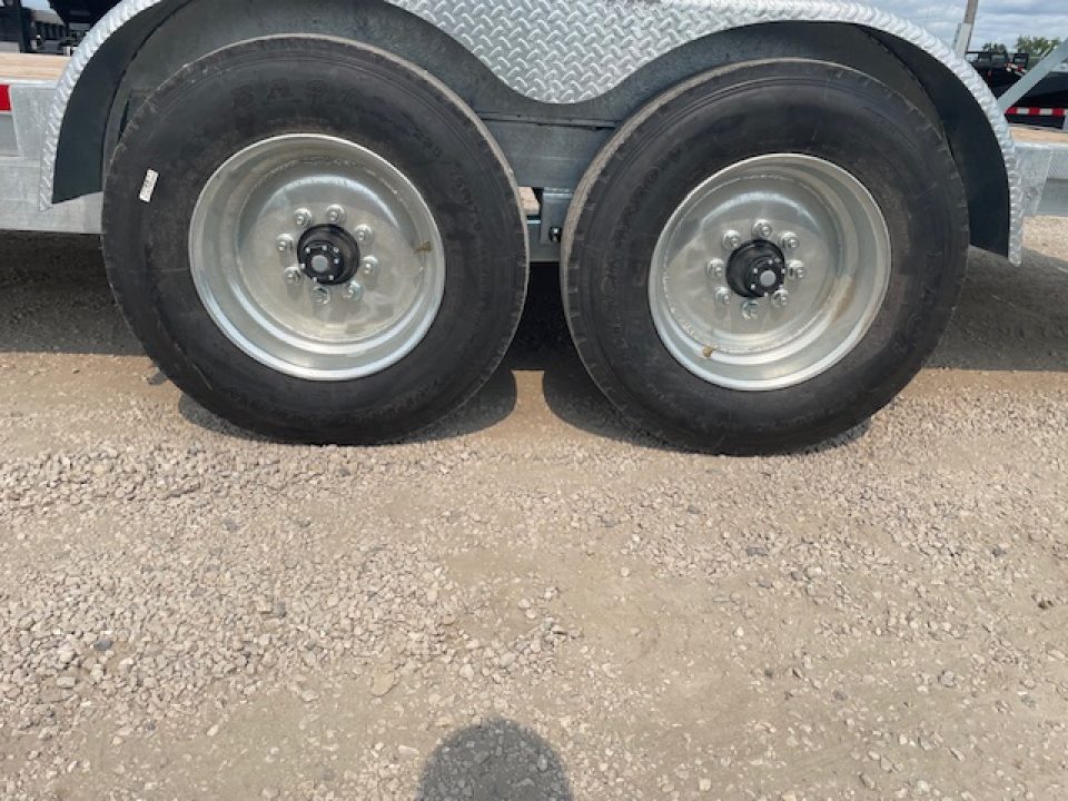 New 2027 Canada Trailers Galvanized 20FT Equipment Trailer 2-8k axles