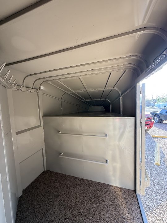 Used 2025 Chute Help Horse Trailer