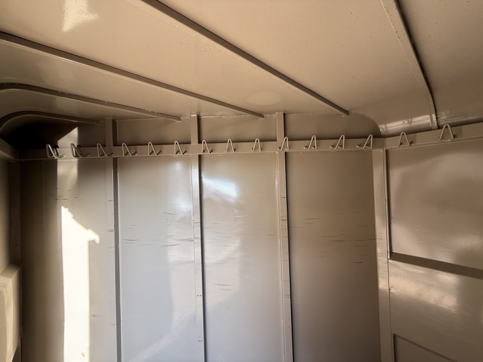 Used 2025 Chute Help Horse Trailer