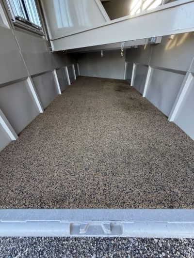 Used 2025 Chute Help Horse Trailer