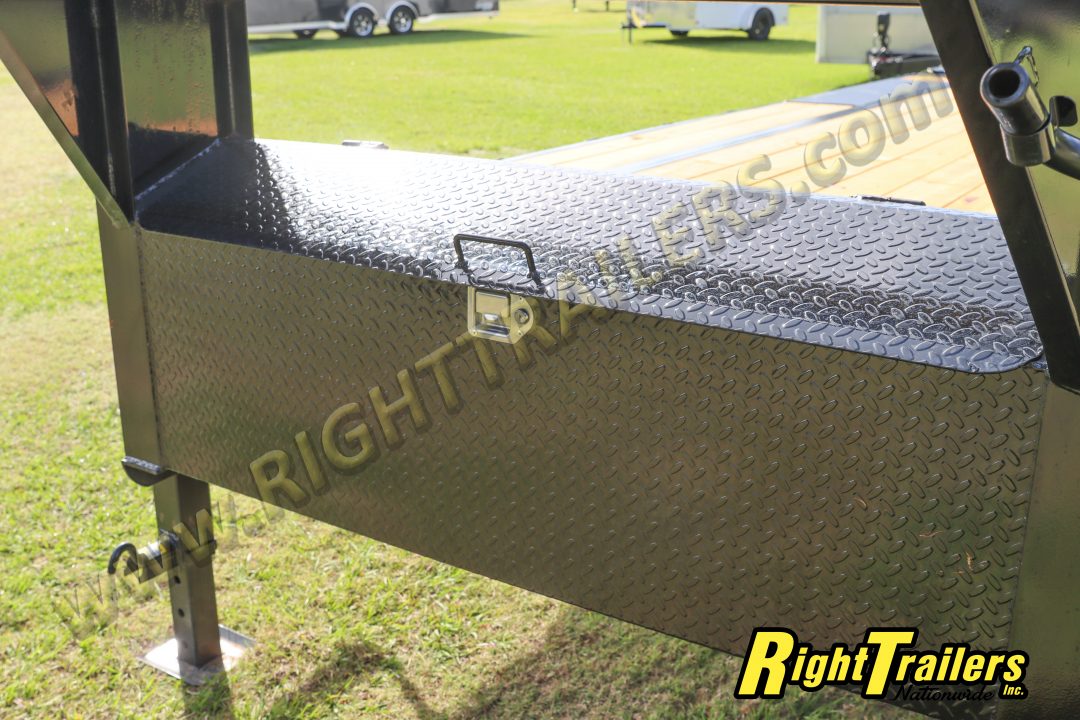 New 2026 8.5X25 PJ Gooseneck Equipment Trailer