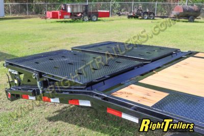 New 2026 8.5X25 PJ Gooseneck Equipment Trailer