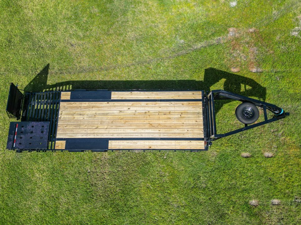 New 2026 8.5X25 PJ Gooseneck Equipment Trailer