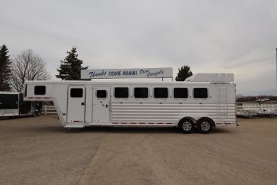 Used 2021 Featherlite Trailers 6 Horse Trailer