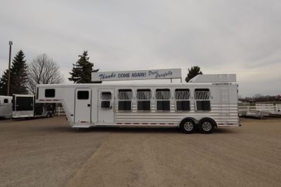 Used 2021 Featherlite Trailers 6 Horse Trailer