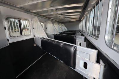 Used 2021 Featherlite Trailers 6 Horse Trailer
