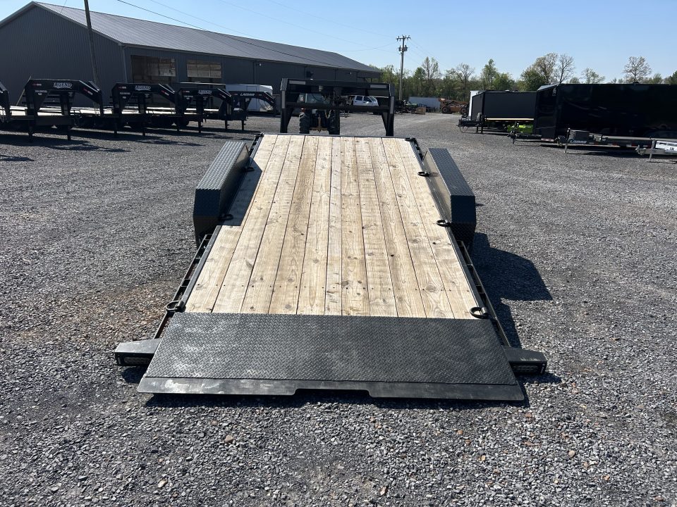 Used 2026 MAXX-D 83"X24' 18K Gooseneck Tilt Equipment Trailer