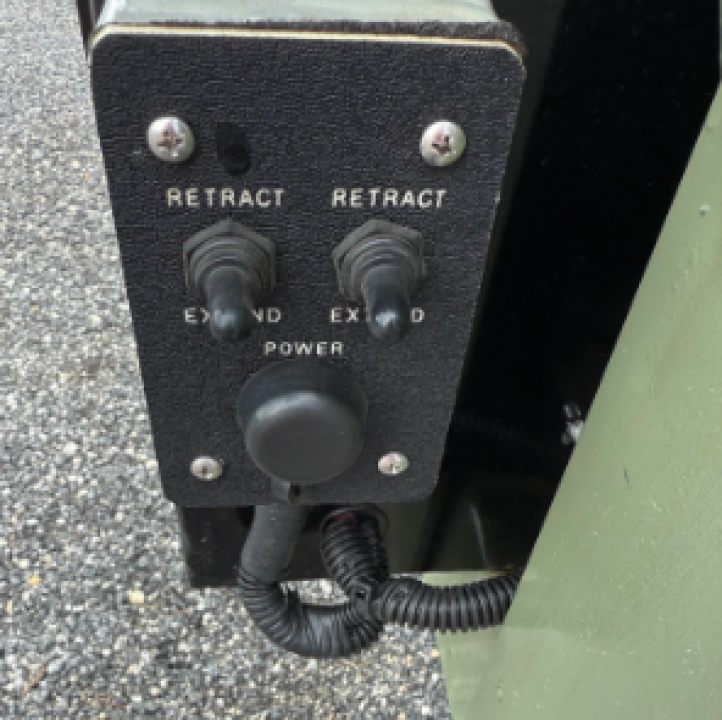 Used 2026 Panther Cargo 20K GVWR Gooseneck Dump Trailer – 8.5x20 Army Green Heavy-Duty Hauler Dump Trailer