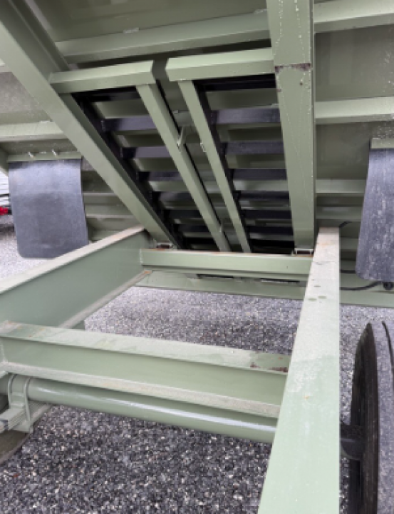 Used 2026 Panther Cargo 20K GVWR Gooseneck Dump Trailer – 8.5x20 Army Green Heavy-Duty Hauler Dump Trailer