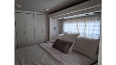 Used 2001 Fleetwood Discovery 37U Class a diesel pusher motorhome | freightliner chassis | cat 330hp