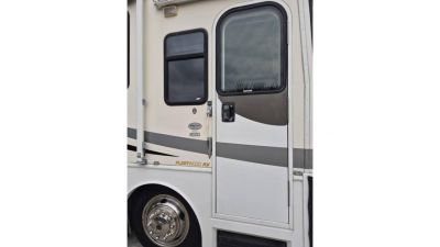 Used 2001 Fleetwood Discovery 37U Class a diesel pusher motorhome | freightliner chassis | cat 330hp