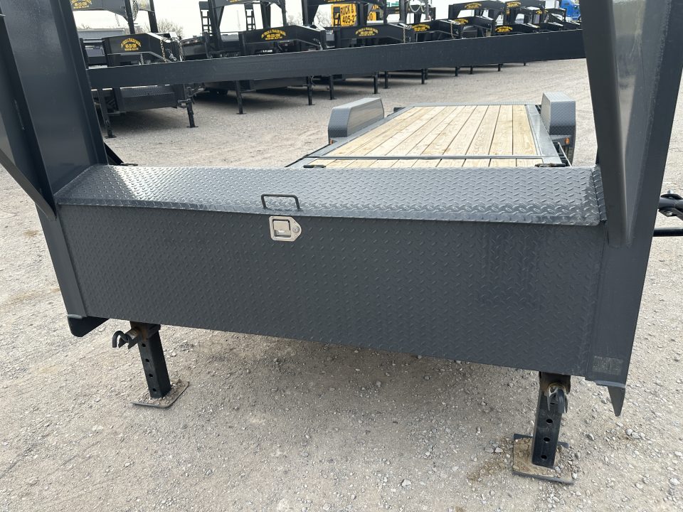 New 2026 East Texas Trailers 83"x24' Gooseneck Lowstyle Machine Gray Tilt Equipment Trailer