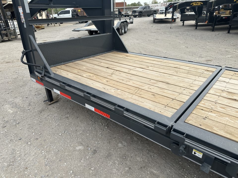 New 2026 East Texas Trailers 83"x24' Gooseneck Lowstyle Machine Gray Tilt Equipment Trailer