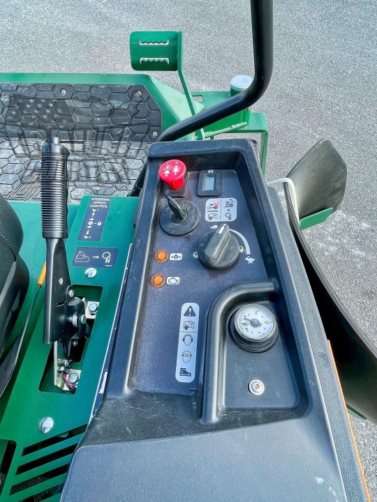 New 2025 Warhawk Mowers Mowhawk Commander 60" Lawn Mowers