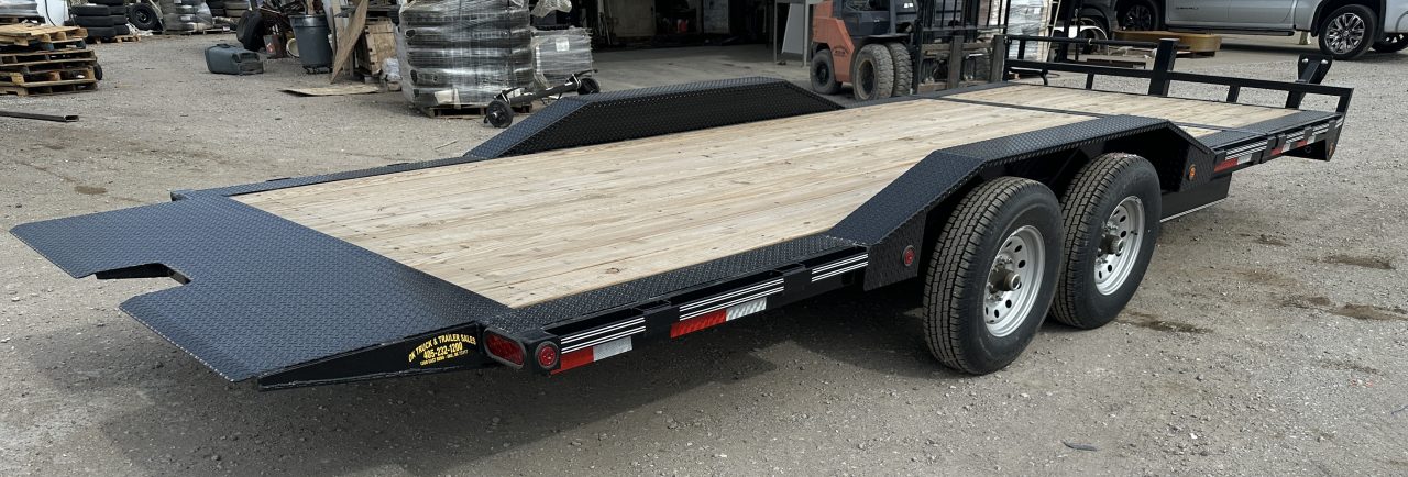 New 2026 East Texas Trailers 102"x20' BumperPull Driveover Fender Black Tilt Trailer