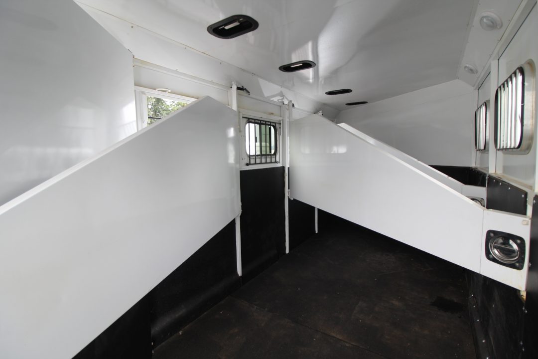 Used 2015 Trails West Sierra Extra Tall 5x5 Comfort Package "weekender" - 4 Horse Trailer