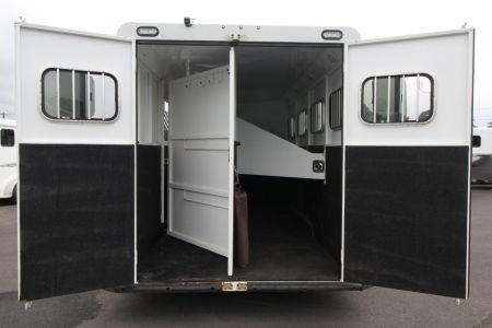 Used 2015 Trails West Sierra Extra Tall 5x5 Comfort Package "weekender" - 4 Horse Trailer