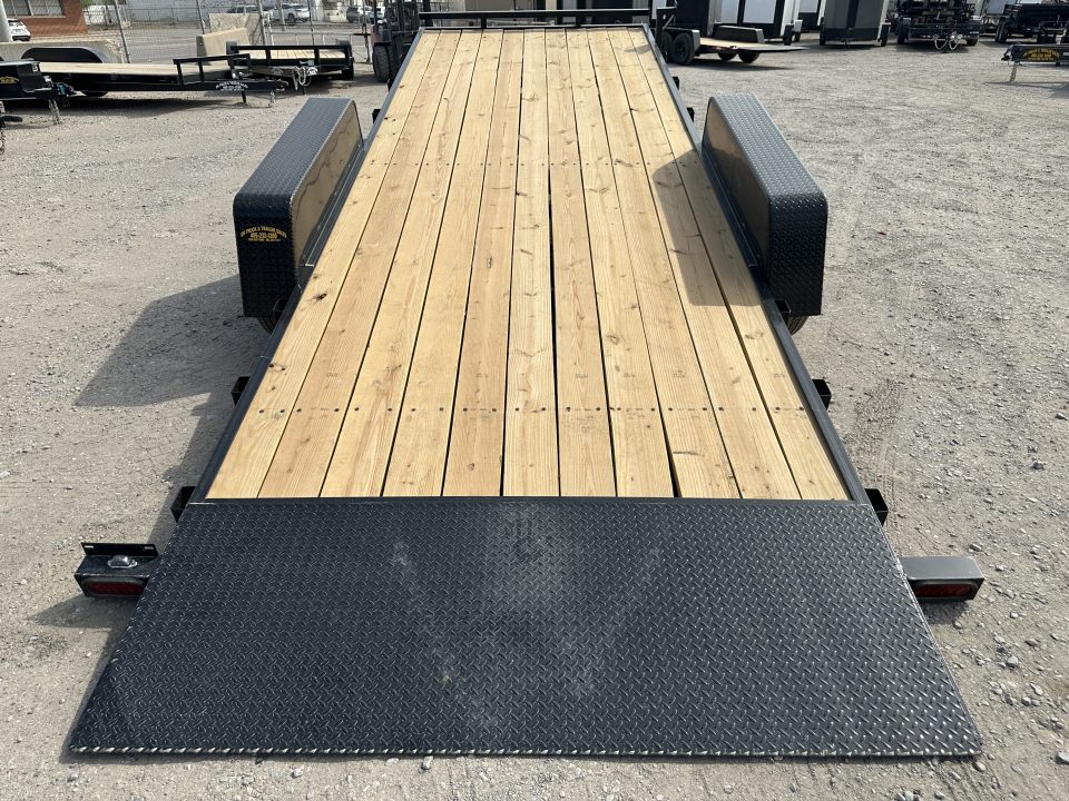 New 2026 Down 2 Earth Trailers 82"x22' Bumper Pull Full Power Tilt Trailer