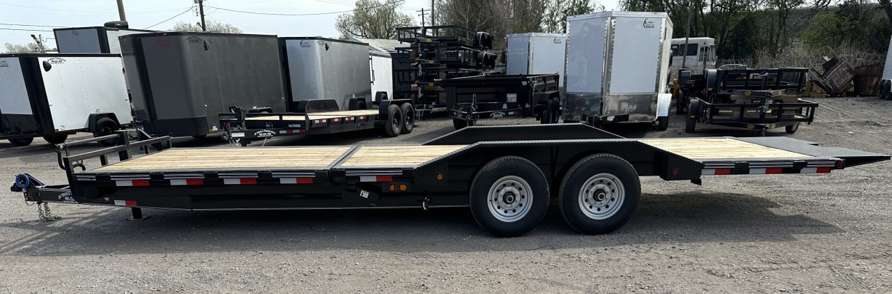 New 2027 East Texas Trailers 102"x24' BumperPull Driveover Fender Black Tilt Trailer