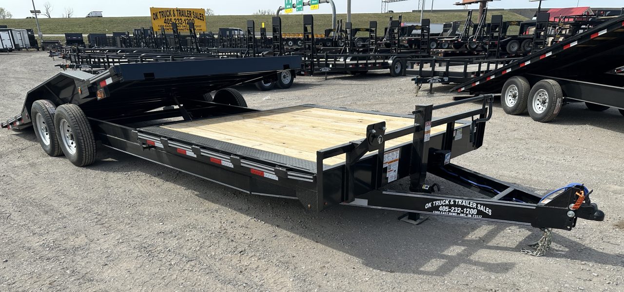 New 2027 East Texas Trailers 102"x24' BumperPull Driveover Fender Black Tilt Trailer