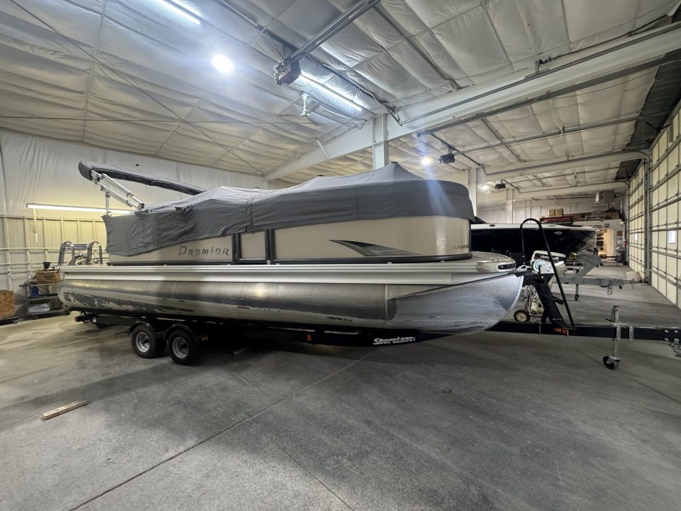 Used 2017 Premier Marine 220 Sunsation Pontoon Boat