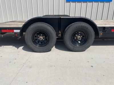 Used 2022 LONGHORN 83X20 CAR HAULER, WOOD FLOOR, (2) TANDEM 5200lb AXLES