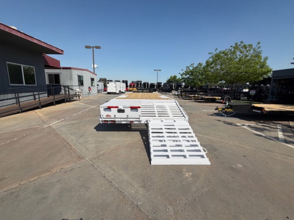 New 2026 Diamond C Trailers DEC207L26X102 8.5FT X 26FT 15.K GVW Equipment Trailer