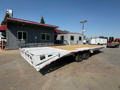 New 2026 Diamond C Trailers DEC207L26X102 8.5FT X 26FT 15.K GVW Equipment Trailer