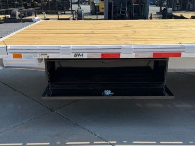 New 2026 Diamond C Trailers DEC207L26X102 8.5FT X 26FT 15.K GVW Equipment Trailer