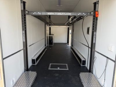 New Outlaw 8.5x28 Stacker Race Trailer 21k Silver W/ 14 Ply