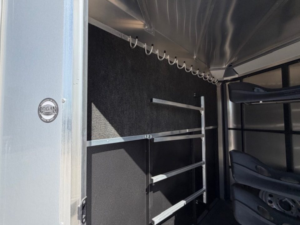 New 2026 Logan Coach BULLSEYE3BP Stock / Stock Combo Trailer