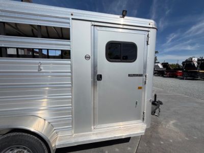 New 2026 Logan Coach BULLSEYE3BP Stock / Stock Combo Trailer