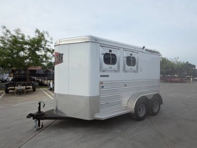 New 2026 Logan Coach BULLSEYE2BP BULLSEYE 2H BP Horse Trailer