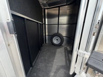 New 2026 Logan Coach BULLSEYE2BP BULLSEYE 2H BP Horse Trailer