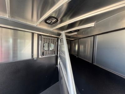 New 2026 Logan Coach BULLSEYE2BP BULLSEYE 2H BP Horse Trailer