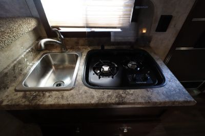 Used 2017 Exiss Trailers 4 Horse LQ Trailer