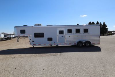 Used 2017 Exiss Trailers 4 Horse LQ Trailer