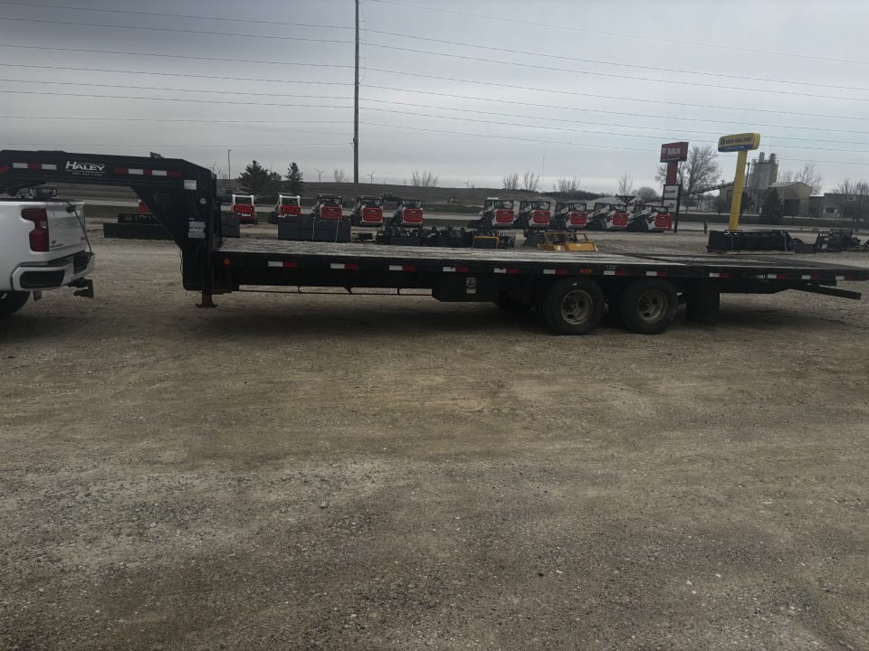 Used 2013 PJ Trailers 30’ GN