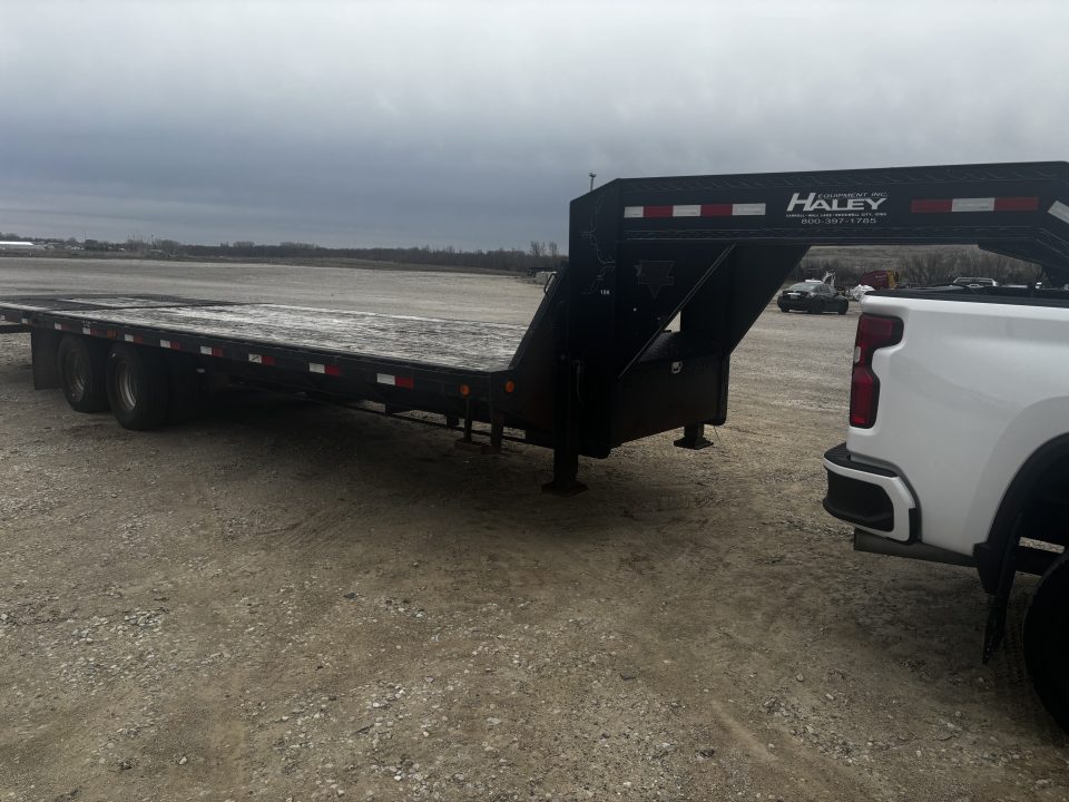 Used 2013 PJ Trailers 30’ GN