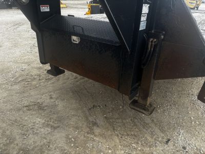 Used 2013 PJ Trailers 30’ GN